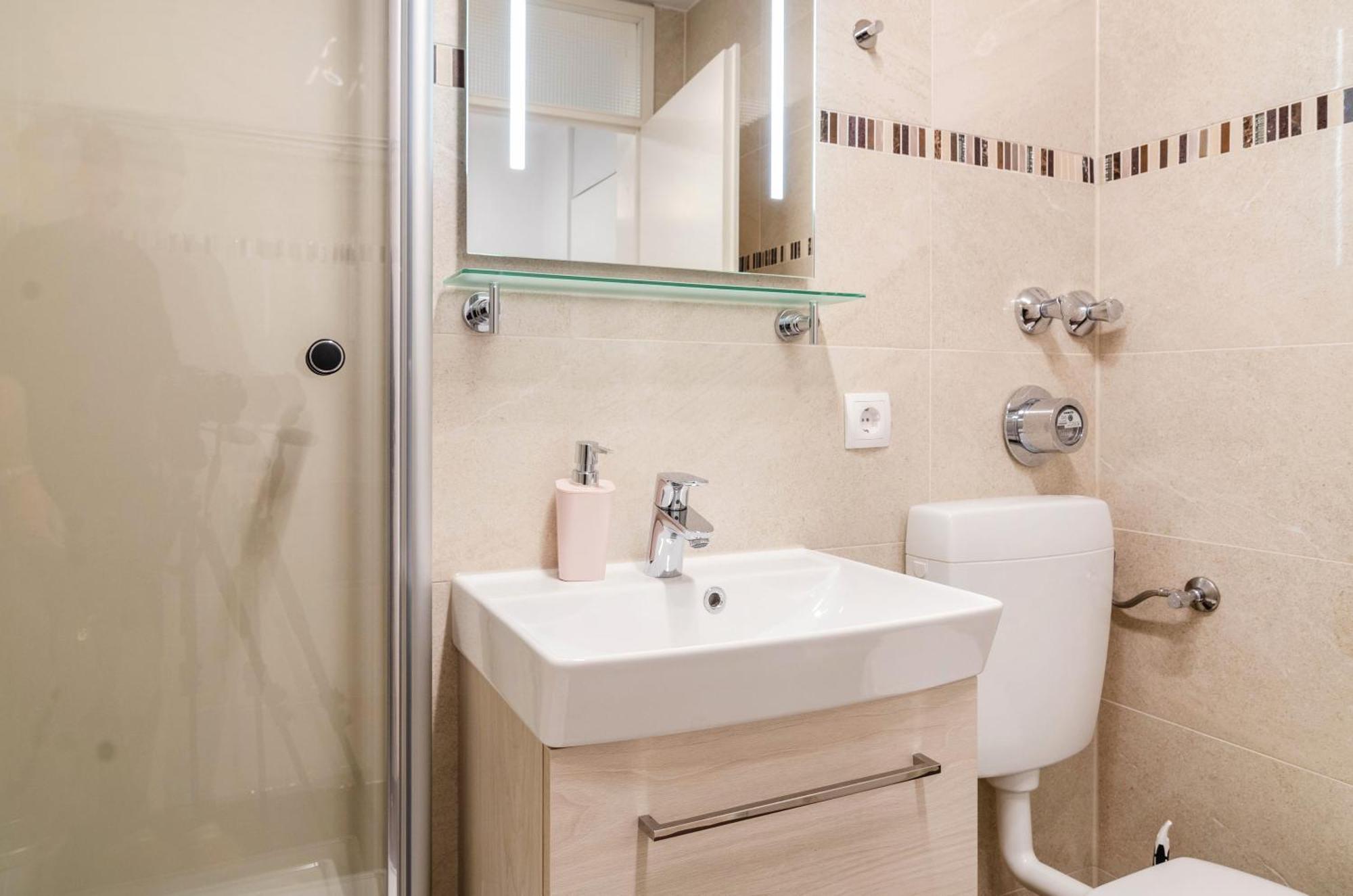 Ferienwohnung Am Weiher Meersburg Dış mekan fotoğraf